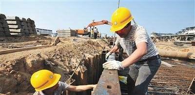 要外出打工的農民注意了,這四個行業(yè)嚴重缺人,待遇不錯值得選擇