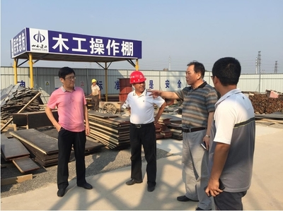 校黨委書記薛東平對二期工程圖書館建設(shè)項目指導(dǎo)調(diào)研